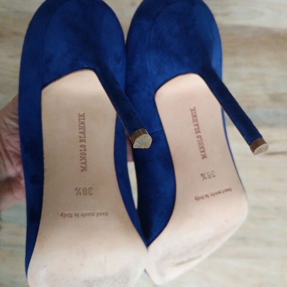 Manolo Blahnik Suede Point Toe Pumps cobalt BB105 - Picture 4 of 8
